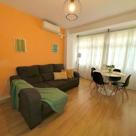 Holidays2Malaga 2 Bedroom Armengual De La Mota Close Shopping Center Extérieur photo