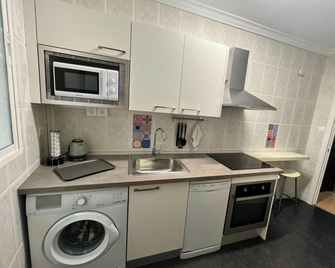 Holidays2Malaga 2 Bedroom Armengual De La Mota Close Shopping Center Extérieur photo